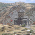Linnoituksen kirkko linnoituksesta katsottuna.